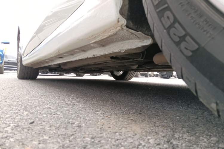 Used Bestune B70 2022 Third Generation 1.5T Automatic Enjoyment Version Left Side Sill
