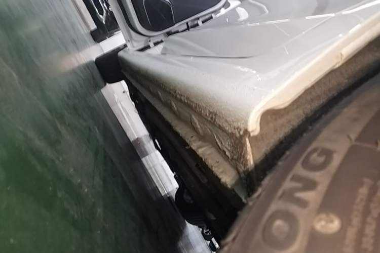 Used Bestune B70 2022 Third Generation 1.5T Automatic Enjoyment Version Left Side Sill