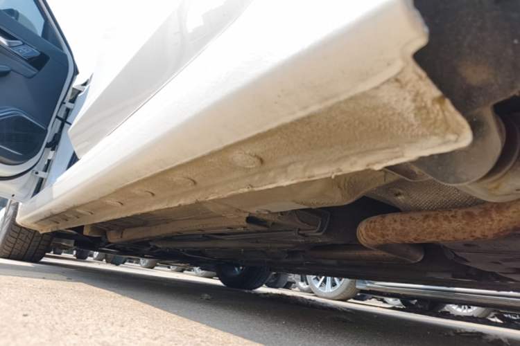 Used Bestune B70 2022 Third Generation 1.5T Automatic Enjoyment Version Left Side Sill