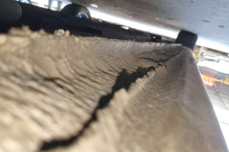 Used Bestune B70 2022 Third Generation 1.5T Automatic Premium Edition Left Side Sill