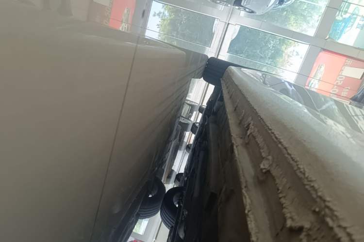 Used Bestune B70 2022 Third Generation 1.5T Automatic Enjoyment Version Left Side Sill