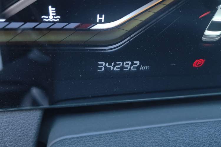 Used Bestune B70 2022 Third Generation 1.5T Automatic Enjoyment Version Odometer Close Up