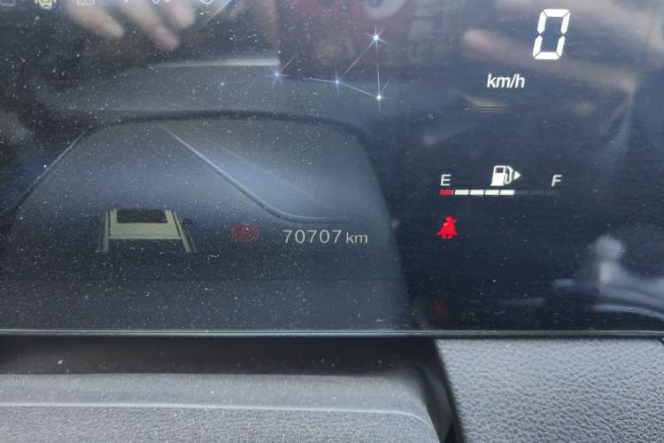 Used Bestune B70 2022 Third Generation 1.5T Automatic Premium Edition Odometer Close Up