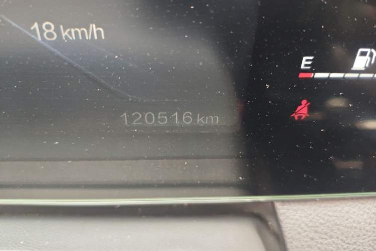 Used Bestune B70 2022 Third Generation 1.5T Automatic Premium Edition Odometer Close Up
