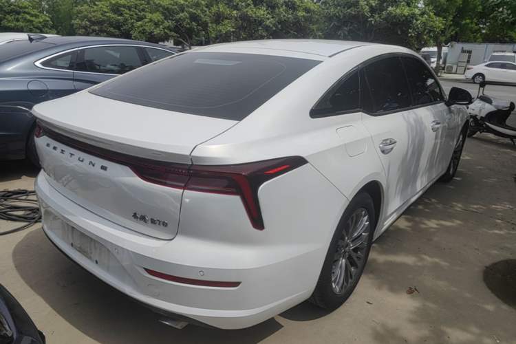 Used Bestune B70 2022 Third Generation 1.5T Automatic Enjoyment Version Rear Right 45 Deg