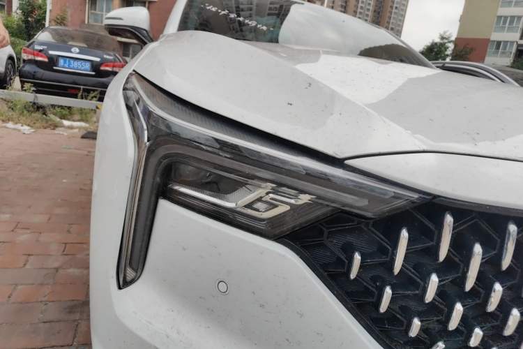 Used Bestune B70 2022 Third Generation 1.5T Automatic Premium Edition Right Front Headlight
