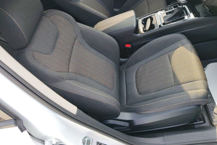 Used Bestune B70 2022 Third Generation 1.5T Automatic Enjoyment Version Right Front Seat