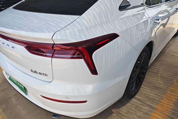 Used Bestune B70 2022 Third Generation 1.5T Automatic Enjoyment Version Right Rear Taillight