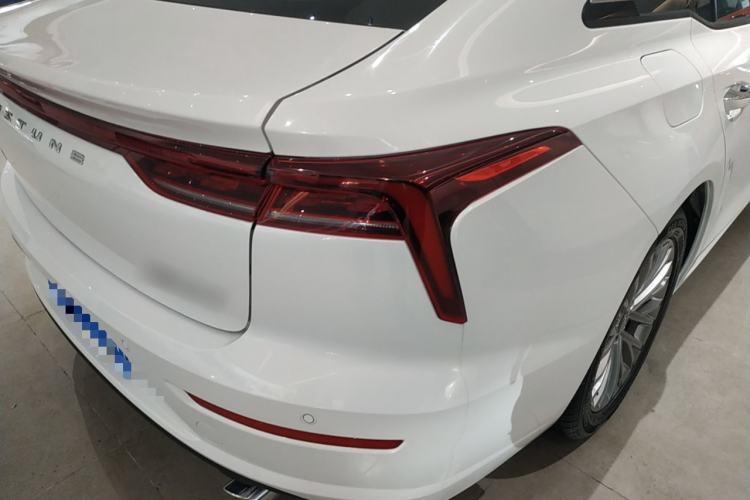 Used Bestune B70 2022 Third Generation 1.5T Automatic Enjoyment Version Right Rear Taillight