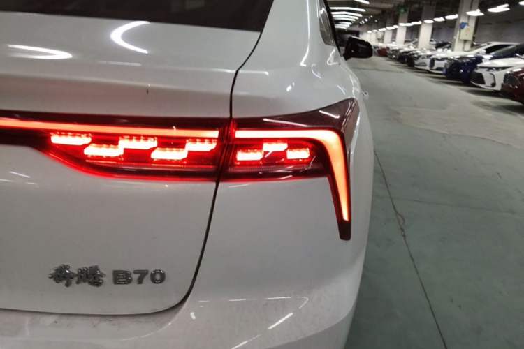 Used Bestune B70 2022 Third Generation 1.5T Automatic Enjoyment Version Right Rear Taillight
