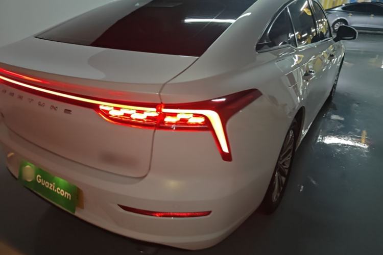Used Bestune B70 2022 Third Generation 1.5T Automatic Enjoyment Version Right Rear Taillight