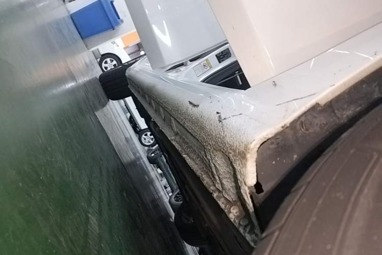 Used Bestune B70 2022 Third Generation 1.5T Automatic Enjoyment Version Right Side Sill