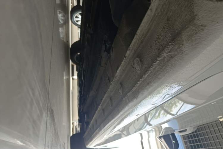 Used Bestune B70 2022 Third Generation 1.5T Automatic Enjoyment Version Right Side Sill