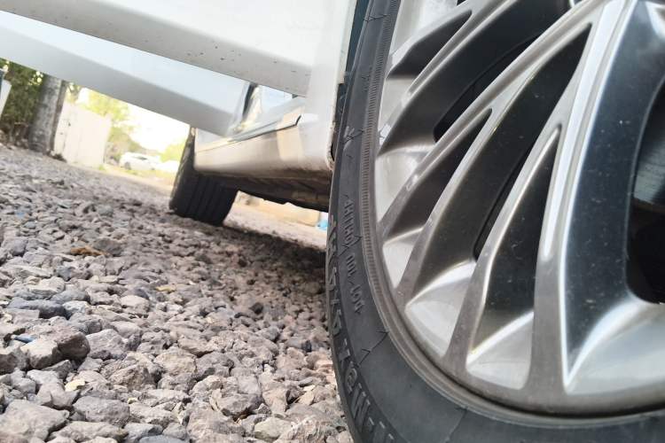 Used Bestune B70 2022 Third Generation 1.5T Automatic Enjoyment Version Right Side Sill