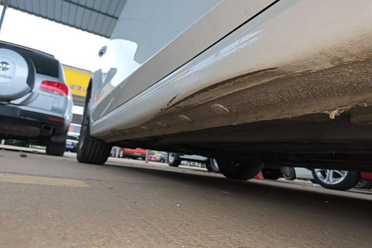 Used Bestune B70 2022 Third Generation 1.5T Automatic Enjoyment Version Right Side Sill