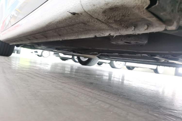 Used Bestune B70 2022 Third Generation 1.5T Automatic Premium Edition Right Side Sill