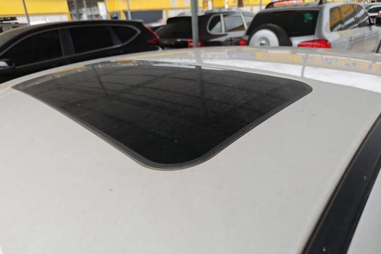 Used Bestune B70 2022 Third Generation 1.5T Automatic Enjoyment Version Roof