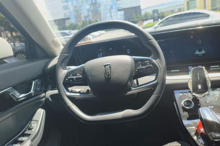 Used Bestune B70 2022 Third Generation 1.5T Automatic Enjoyment Version Steering Wheel
