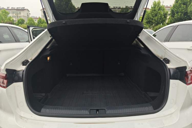 Used Bestune B70 2022 Third Generation 1.5T Automatic Enjoyment Version Trunk