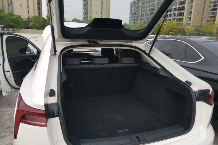 Used Bestune B70 2022 Third Generation 1.5T Automatic Enjoyment Version Trunk