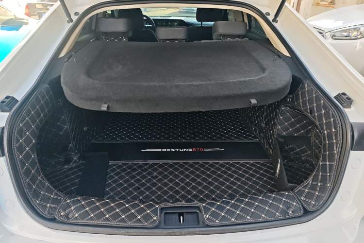 Used Bestune B70 2022 Third Generation 1.5T Automatic Enjoyment Version Trunk