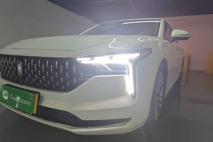 Used Bestune B70 2022 Third Generation 1.5T Automatic Enjoyment Version Guazi used car, China used car export, Used car for sale, Used cars, Cheapest cars for sale