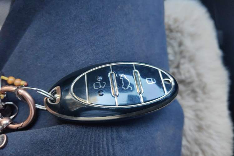 Used Bestune B70 2022 Third Generation 1.5T Automatic Premium Edition Vehicle Key