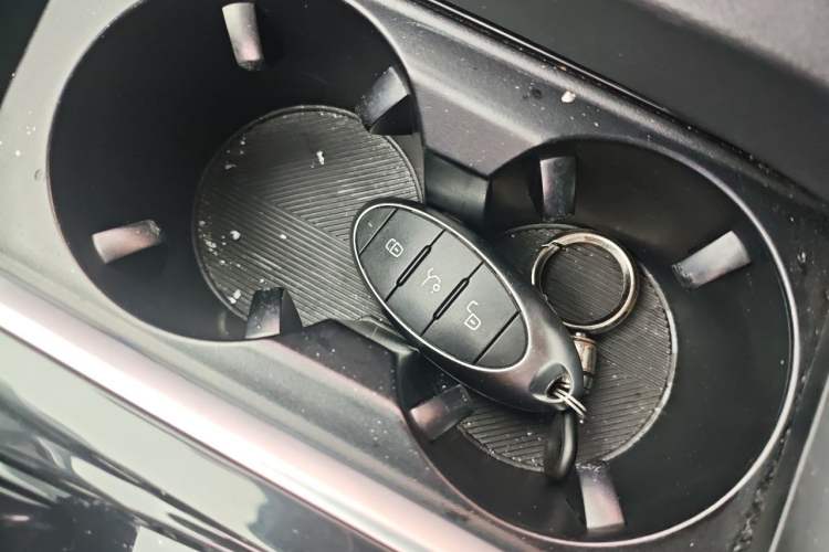 Used Bestune B70 2022 Third Generation 1.5T Automatic Premium Edition Vehicle Key