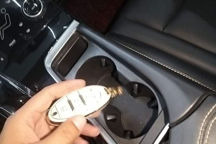Used Bestune B70 2022 Third Generation 1.5T Automatic Enjoyment Version Vehicle Key