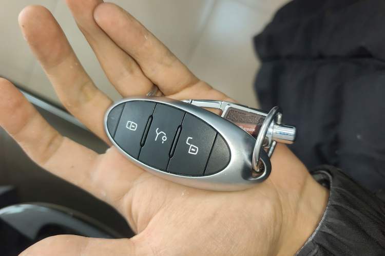 Used Bestune B70 2022 Third Generation 1.5T Automatic Enjoyment Version Vehicle Key