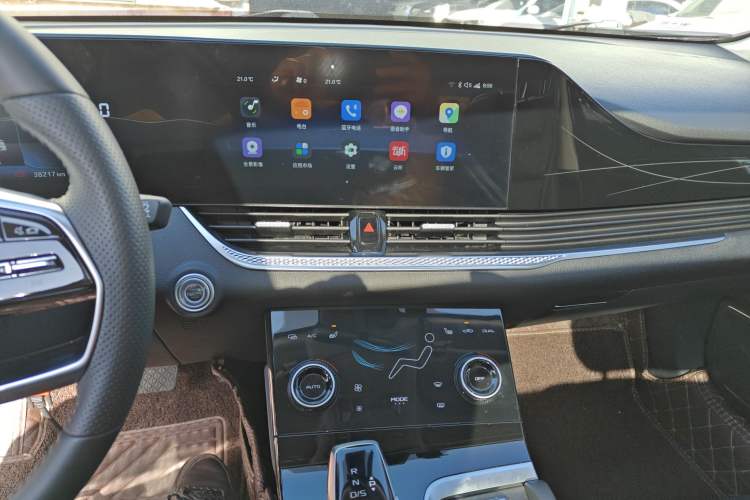 Used Bestune B70 2023 Third Generation 1.5T Automatic Enjoyment Version Audio And AC Panel