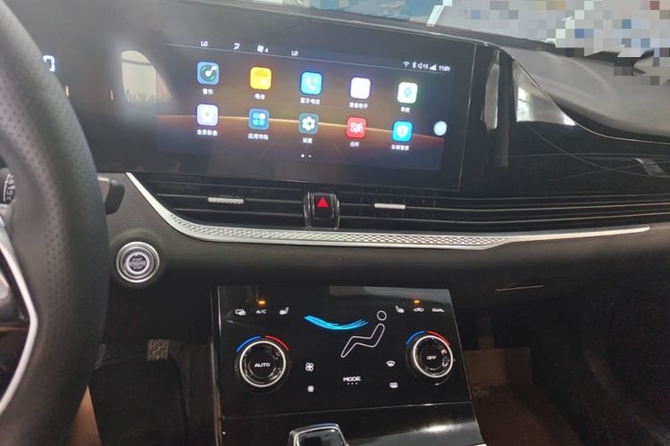 Used Bestune B70 2023 Third Generation 1.5T Automatic Enjoyment Version Audio And AC Panel