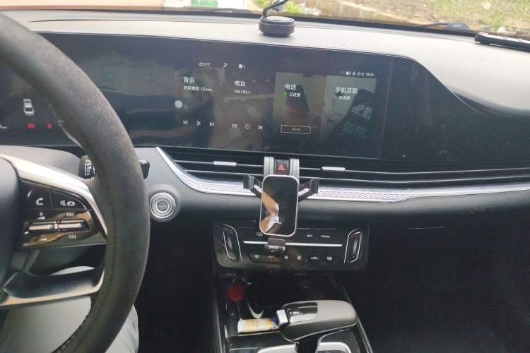 Used Bestune B70 2023 3rd Generation 1.5T Automatic Enjoyment Version 70th Anniversary Edition Audio And AC Panel