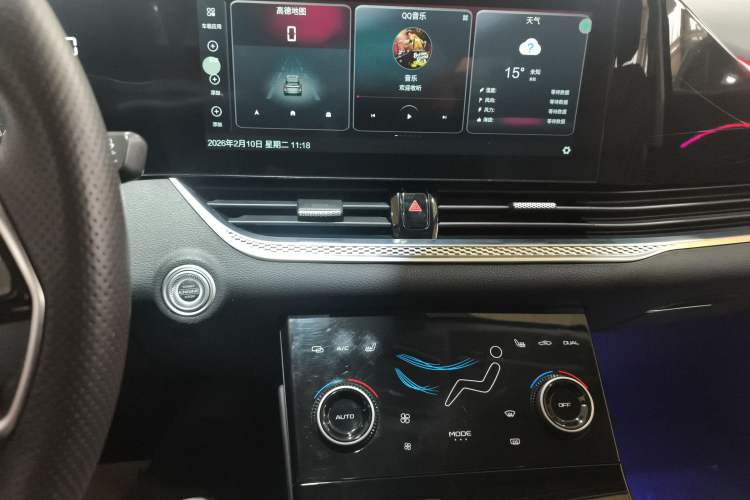 Used Bestune B70 2023 Third Generation 1.5T Automatic Enjoyment Version Audio And AC Panel