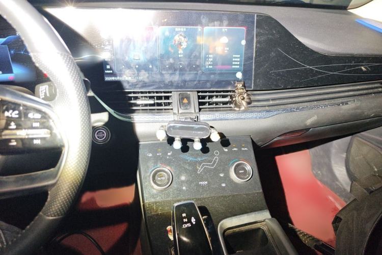 Used Bestune B70 2023 Third Generation 1.5T Automatic Enjoyment Version Audio And AC Panel