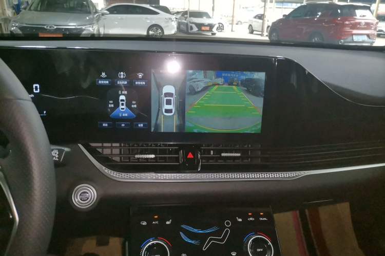 Used Bestune B70 2023 Third Generation 1.5T Automatic Enjoyment Version Audio And AC Panel