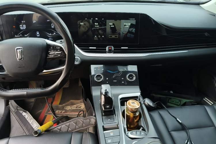 Used Bestune B70 2023 Third Generation 1.5T Automatic Enjoyment Version 70th Anniversary Edition Audio And AC Panel
