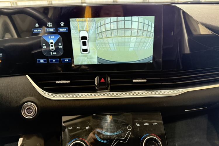 Used Bestune B70 2023 Third Generation 1.5T Automatic Enjoyment Version Audio And AC Panel