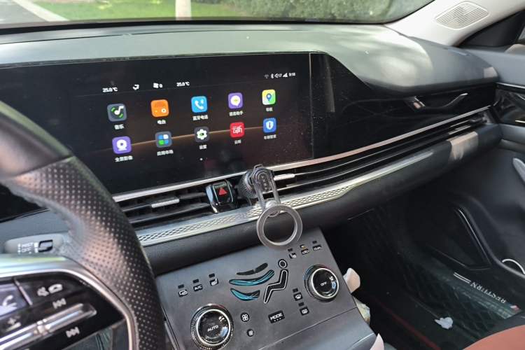 Used Bestune B70 2023 Third Generation 1.5T Automatic Enjoyment Version Audio And AC Panel