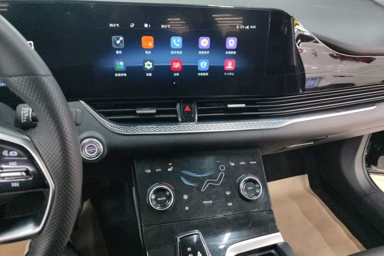 Used Bestune B70 2023 Third Generation 1.5T Automatic Enjoyment Version Audio And AC Panel