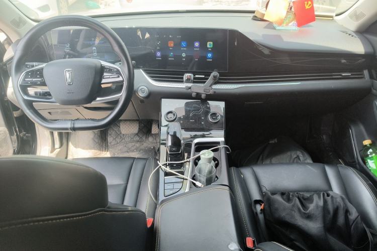 Used Bestune B70 2023 Third Generation 1.5T Automatic Enjoyment Version Center Console