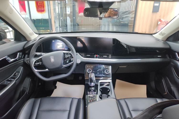 Used Bestune B70 2023 Third Generation 1.5T Automatic Enjoyment Version Center Console