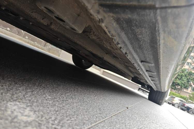 Used Bestune B70 2023 Third Generation 1.5T Automatic Enjoyment Version Chassis Front Left