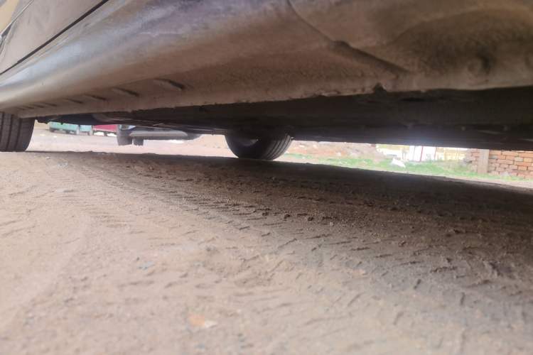 Used Bestune B70 2023 Third Generation 1.5T Automatic Enjoyment Version Chassis Front Right