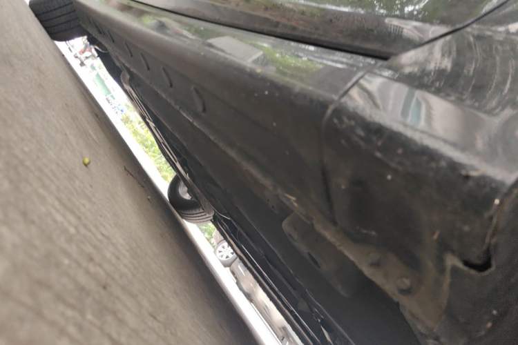 Used Bestune B70 2023 Third Generation 1.5T Automatic Enjoyment Version Chassis Front Right