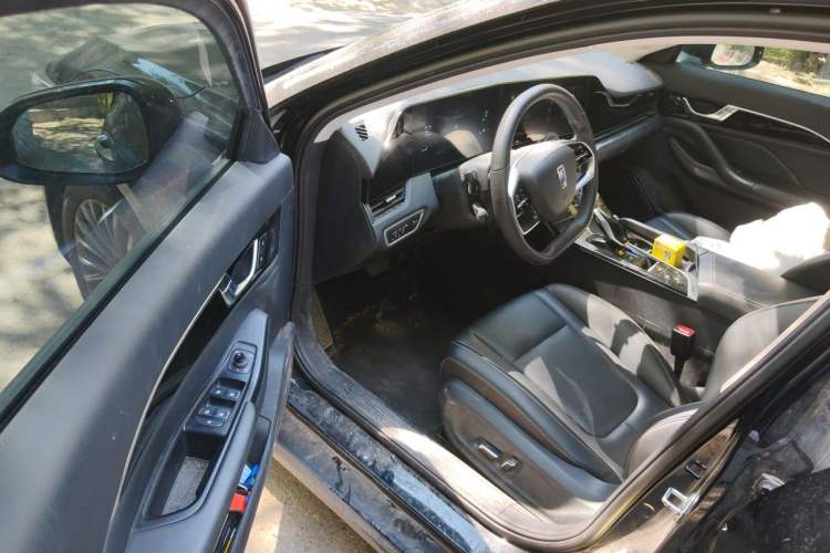 Used Bestune B70 2023 Third Generation 1.5T Automatic Enjoyment Version Driver Seat