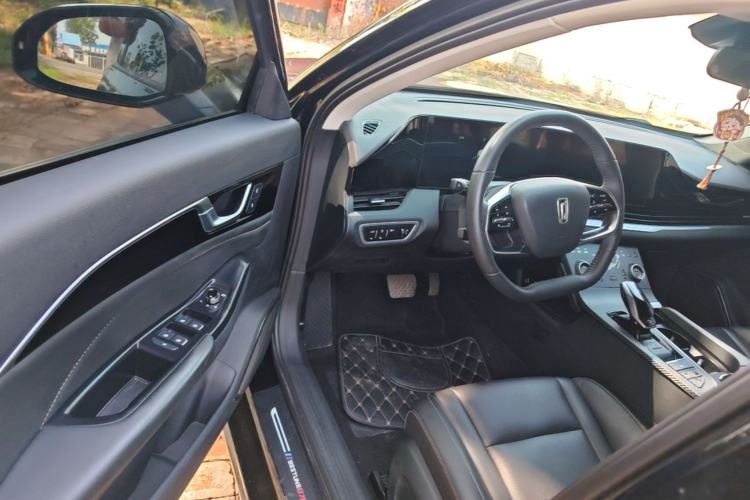 Used Bestune B70 2023 Third Generation 1.5T Automatic Enjoyment Version Driver Seat