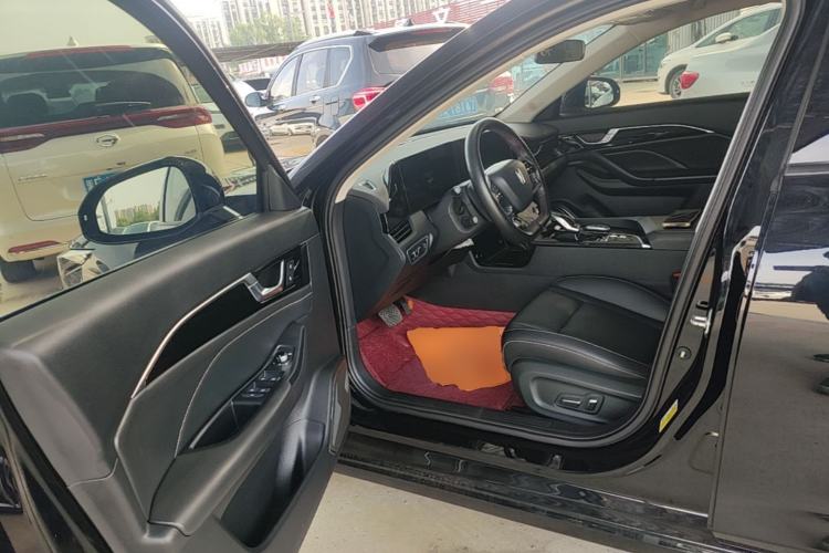 Used Bestune B70 2023 Third Generation 1.5T Automatic Enjoyment Version Driver Seat