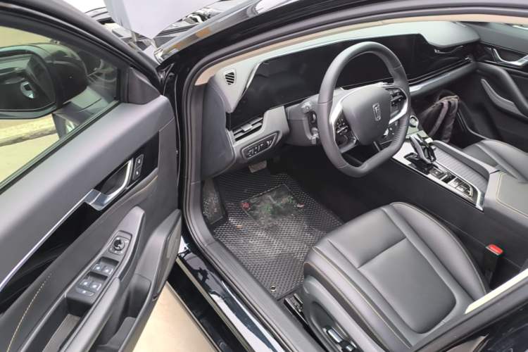 Used Bestune B70 2023 Third Generation 1.5T Automatic Enjoyment Version Driver Seat