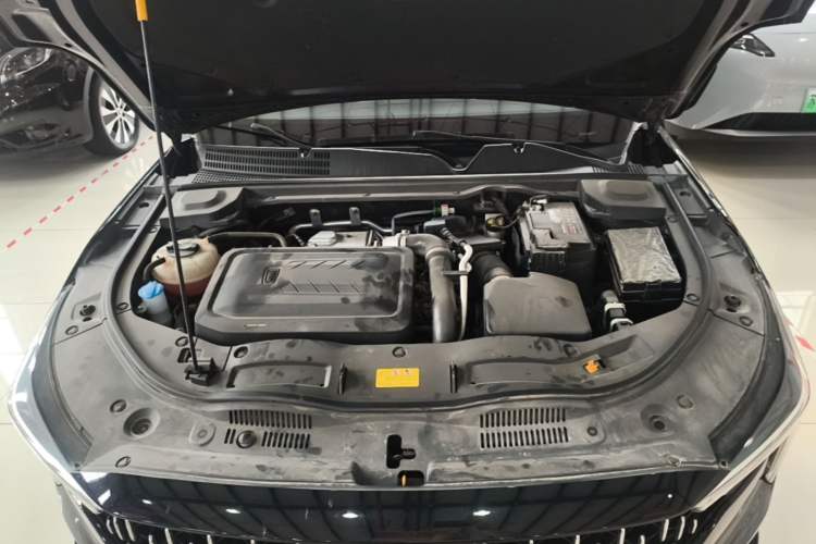 Used Bestune B70 2023 Third Generation 1.5T Automatic Enjoyment Version Engine Bay